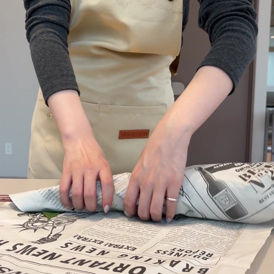 新聞紙で全体を巻く