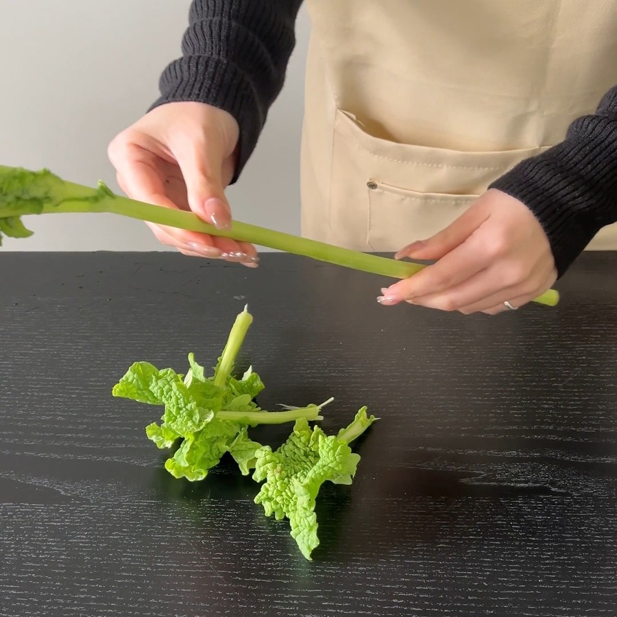 余分な葉を取り除く